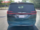 Used 2023 Chrysler Pacifica Touring-L image 6