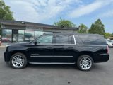 Used 2019 GMC Yukon XL SLT w/ Premium Edition image 3