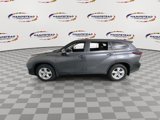 Used 2024 Toyota Highlander LE image 5