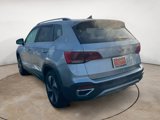 Certified 2024 Volkswagen Taos SE image 5
