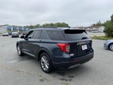 Used 2022 Ford Explorer XLT w/ Equipment Group 202A image 3