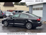 Used 2017 Volkswagen Jetta SE image 3