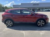 Used 2019 Nissan Rogue Sport SL w/ Premium Package image 2