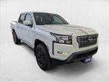 Used 2022 Nissan Frontier SV image 3