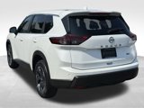 Used 2024 Nissan Rogue SV image 3