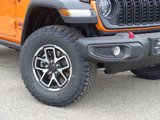 New 2025 Jeep Wrangler Unlimited Rubicon w/ Technology Group image 3
