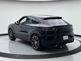 Used 2022 Porsche Cayenne Coupe image 3