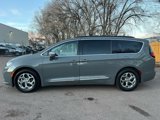 Used 2022 Chrysler Pacifica Limited image 4