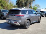 New 2025 Nissan Pathfinder Platinum image 6