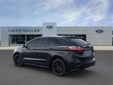 Used 2024 Ford Edge SE w/ Black Appearance Package image 4