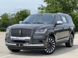 Used 2022 Lincoln Navigator Black Label image 2