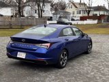 Used 2021 Hyundai Elantra Limited image 5