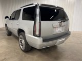 Used 2013 Cadillac Escalade Premium image 4