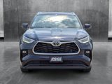 Used 2023 Toyota Highlander Limited image 2