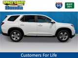 New 2025 Honda Pilot EX-L image 2