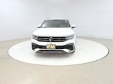 Used 2024 Volkswagen Tiguan SEL R-Line image 2