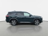 New 2025 Nissan Pathfinder Platinum image 4