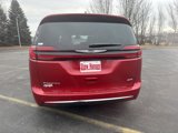 New 2025 Chrysler Pacifica Select image 5
