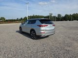 Used 2024 Mitsubishi Outlander FWD image 3