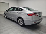 Used 2020 Ford Fusion SE image 5