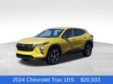 Certified 2024 Chevrolet Trax RS w/ Driver Confidence Package image 2
