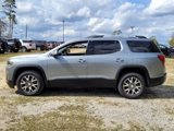Used 2023 GMC Acadia SLE w/ Driver Convenience Package image 4