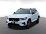 Used 2024 Volvo XC40 B5 Core image 5