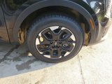 Used 2024 Kia Sorento S image 6