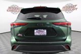Used 2023 Toyota Highlander L image 6