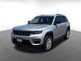 Used 2024 Jeep Grand Cherokee Limited image 5