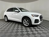 Used 2023 Audi Q5 2.0T Premium w/ Convenience Package image 6