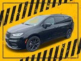 Used 2022 Chrysler Pacifica Limited w/ S Appearance Package image 2
