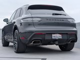Certified 2024 Porsche Macan image 3