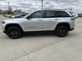 New 2025 Jeep Grand Cherokee Altitude image 5