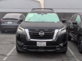 Used 2023 Nissan Pathfinder SV image 2