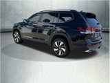 New 2025 Volkswagen Atlas SE image 3