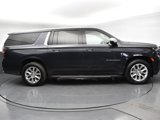 Used 2023 Chevrolet Suburban Premier image 4