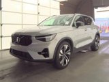 Certified 2025 Volvo XC40 B5 Plus image 3