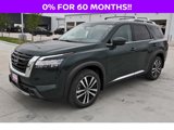 New 2025 Nissan Pathfinder Platinum image 3