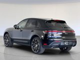 Certified 2024 Porsche Macan image 3