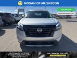 New 2025 Nissan Pathfinder Platinum image 2