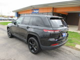 Used 2023 Jeep Grand Cherokee Limited w/ Luxury Tech Group II image 3