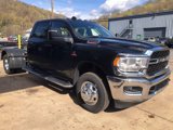Used 2023 RAM 3500 Tradesman w/ Chrome Appearance Group image 5