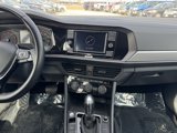 Used 2019 Volkswagen Jetta R-Line image 2