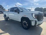 Used 2025 GMC Sierra 2500 Denali Ultimate w/ Max Trailering Package image 3