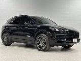 Used 2022 Porsche Cayenne S w/ Premium Package image 4