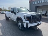 New 2025 GMC Sierra 3500 Denali Ultimate image 2