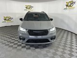 New 2025 Chrysler Pacifica Limited image 2
