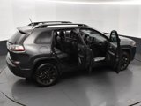 Used 2023 Jeep Cherokee Altitude Lux image 6