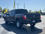 Used 2022 Nissan Titan SV w/ SV Convenience Package image 5